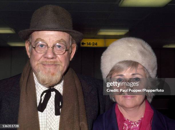 Folk singer and actor Burl Ives and his wife Dorothy Koster at Heathrow Airport near London, circa May 1971.