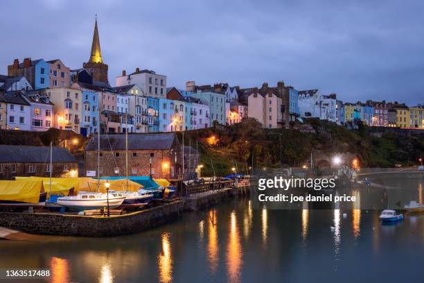 dawn, tenby, pembrokeshire, wales - tenby wales stock pictures, royalty-free photos & images