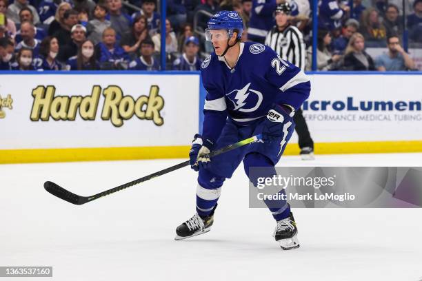 Riley Nash of the Tampa Bay Lightning skates against the Montreal Canadiens during the first period at Amalie Arena on December 28, 2021 in Tampa,...