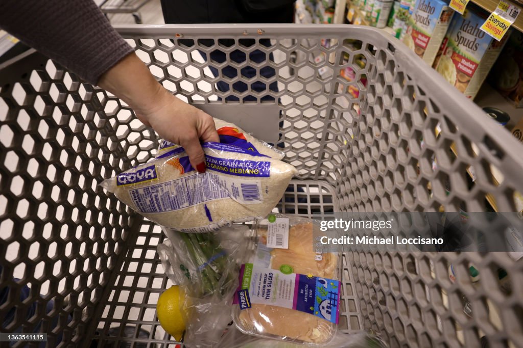 As Omicron Variant Continues To Spread, Many Opt For Home Grocery Delivery Services