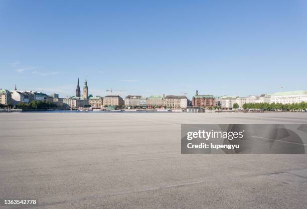 empty parking lot - hamburg - germany stock-fotos und bilder