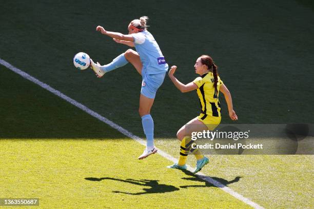 Hannah Wilkinson of Melbourne City in action during the round six A-League Women's match between Melbourne City and Wellington Phoenix at AAMI Park,...