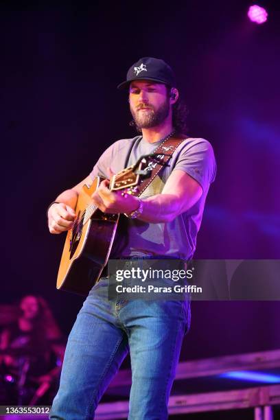 Riley Green (Singer) Photos And Premium High Res Pictures - Getty Images