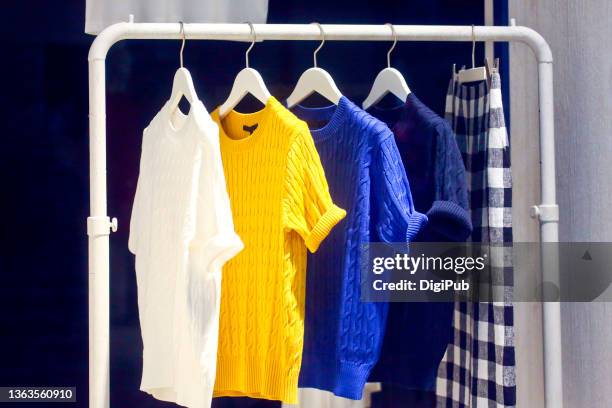 sweaters, color variations - blue sweater stockfoto's en -beelden