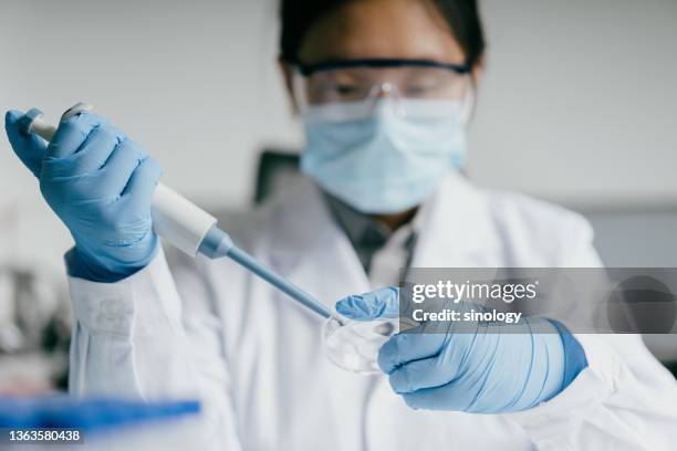 Lab Testing Asia Asian Lab Technician Photos and Premium High Res Pictures - Getty Images