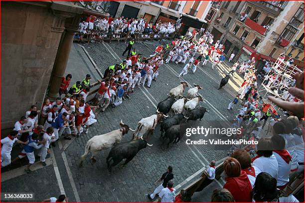san fermin festival - pamplona stock pictures, royalty-free photos & images