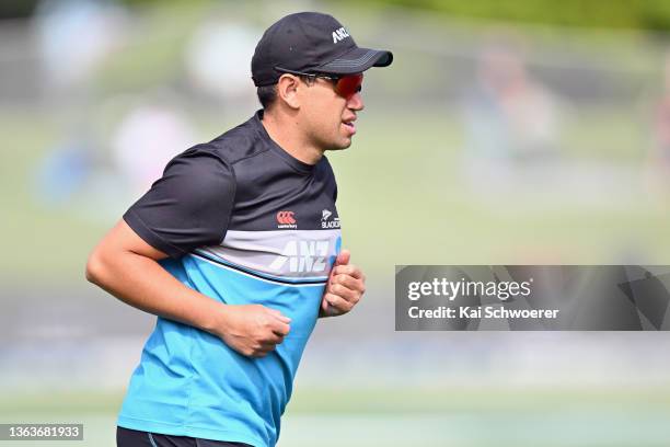 Ross Taylor of New Zealand warms up prior to day two of the Second Test match in the series between New Zealand and Bangladesh at Hagley Oval on...