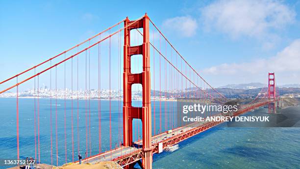 golden gate bridge. california - san francisco financial district stock pictures, royalty-free photos & images