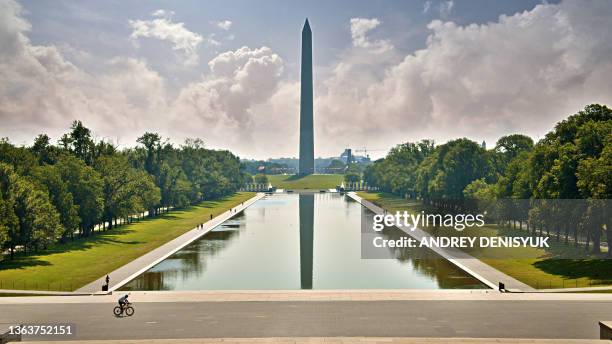 washington monument - the mall stock-fotos und bilder