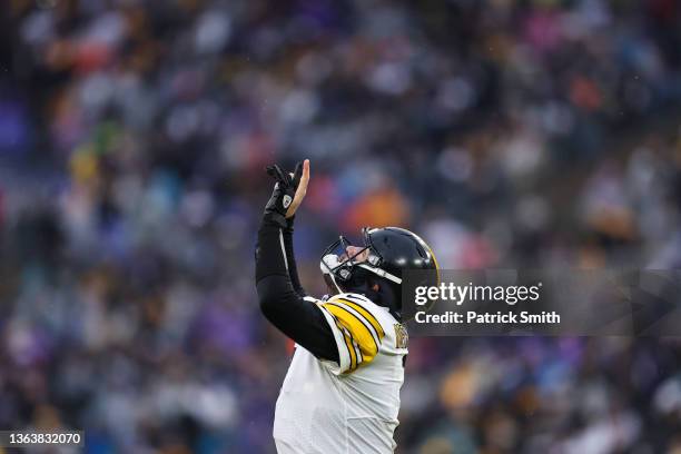 Quarterback Ben Roethlisberger of the Pittsburgh Steelers celebrates a touchdown against the Baltimore Ravens at M&T Bank Stadium on January 09, 2022...