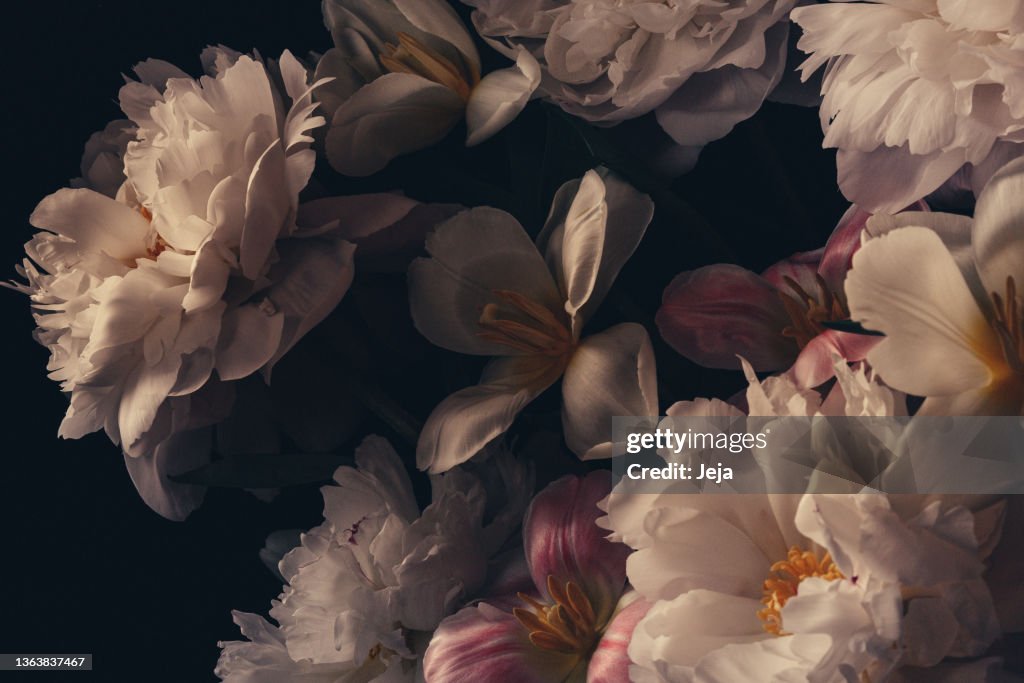 Baroque style photo of bouquet