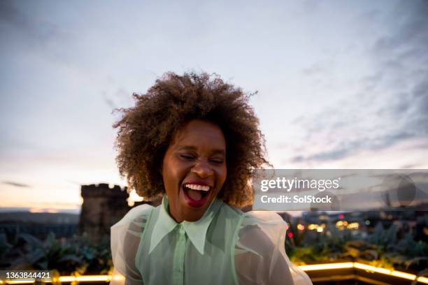 dancing on the rooftops - celebrating the songs voice of gregg allman backstage audience stockfoto's en -beelden