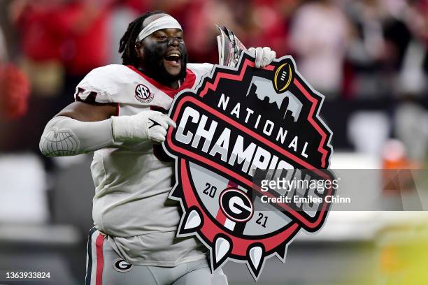 Justin Shaffer of the Georgia Bulldogs reacts after defeating the Alabama Crimson Tide 33-18 during the 2022 CFP National Championship Game at Lucas...