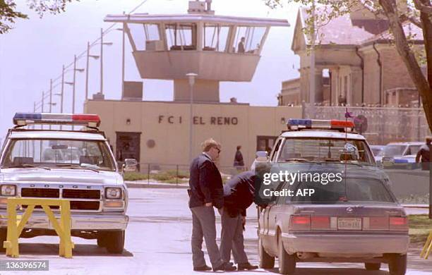 El Reno Fbop Federal Correctional Institution El Reno Photos and Premium High Res ...