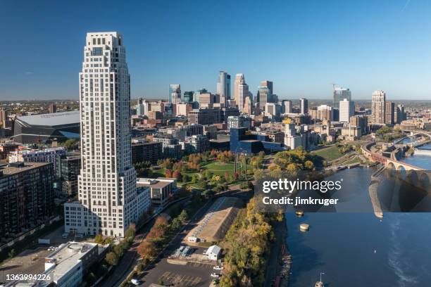 eleven luxury condominiums in minneapolis - minneapolis drone stock pictures, royalty-free photos & images