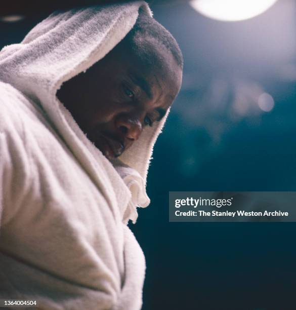 Heavyweight champion Sonny Liston in the ring just before the start of his bout to defend his World Heavyweight Title against Former Heavyweight...