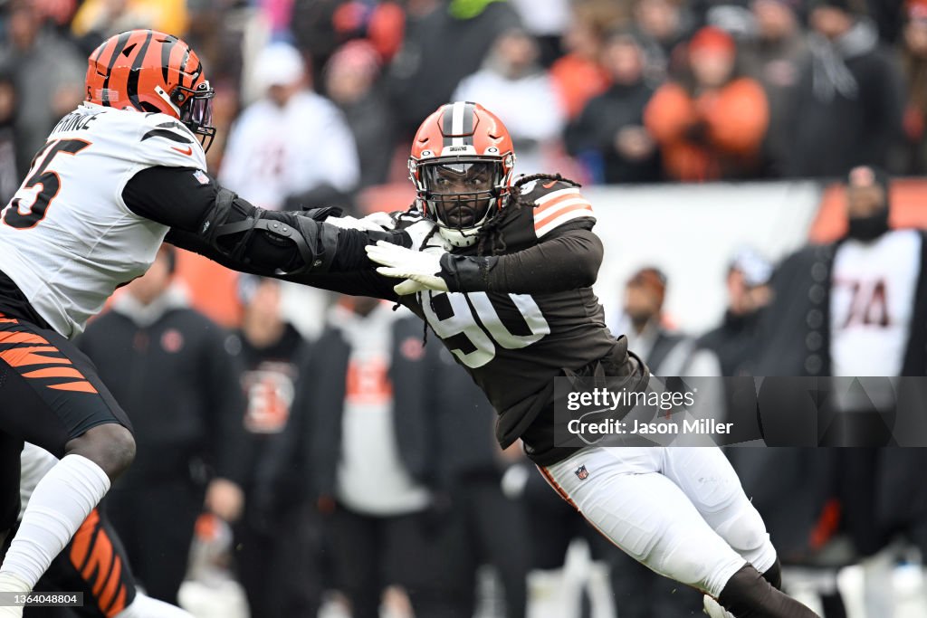 Cincinnati Bengals v Cleveland Browns