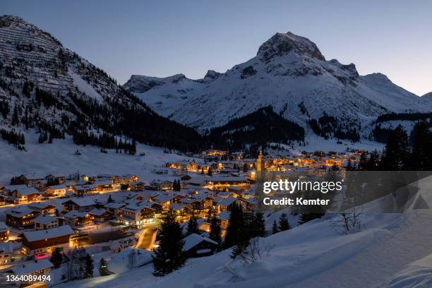 the famous ski-resort lech in the evening during winter - lech valley bildbanksfoton och bilder