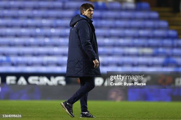 Manager Veljko Paunovic of Reading reacts the Sky Bet Championship match between Reading and Fulham at Madejski Stadium on January 11, 2022 in...