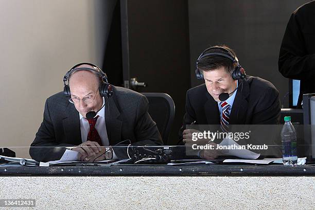 Kings Color Commentator Manitoba Hockey Hall Of Fame FotografÃas e imágenes de stock - Getty Images