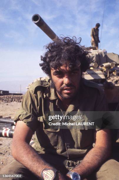 Portrait d'un soldat israélien membre d'un équipage de char lors de la guerre du Kippour, en octobre 1973.