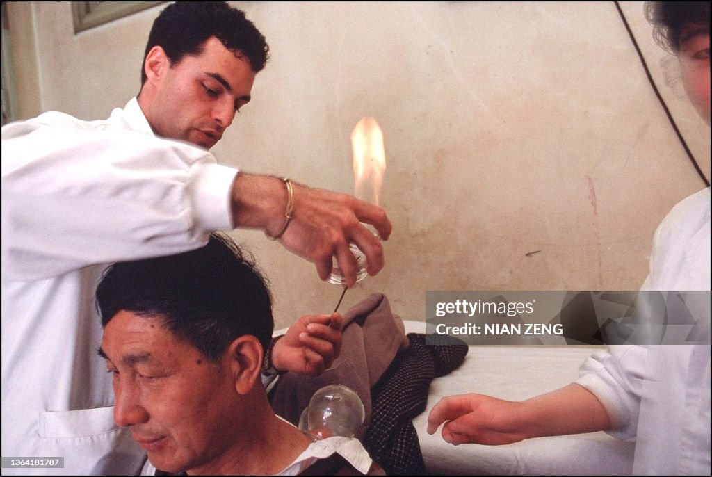 MEDECINE MODERNE/MEDECINE TRADITIONNELLE EN CHINE