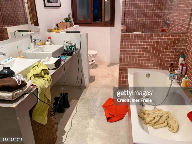 Step-by-Step Tutorial: Applying Microcement in Your Bathroom