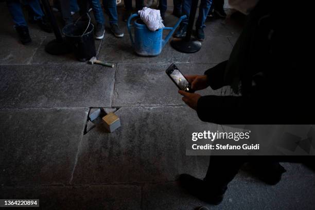 Stumbing Stumbling Man Photos and Premium High Res Pictures - Getty Images