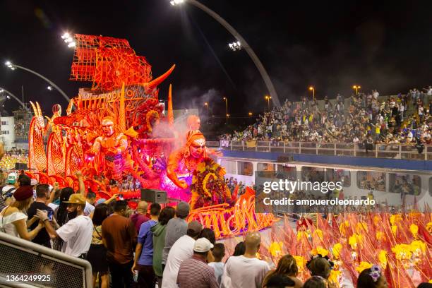 ブラジルのサンパウロのカーニバル - carnival parade in sao paulo ストックフォトと画像