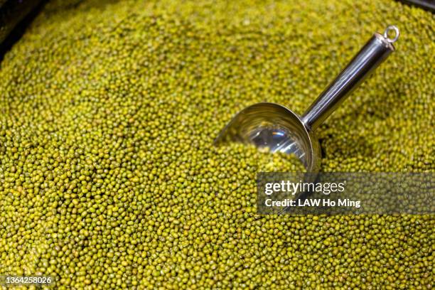 mung beans in the supermarket - mung bean stock pictures, royalty-free photos & images