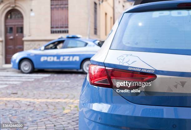 auto della polizia italiana - police foto e immagini stock