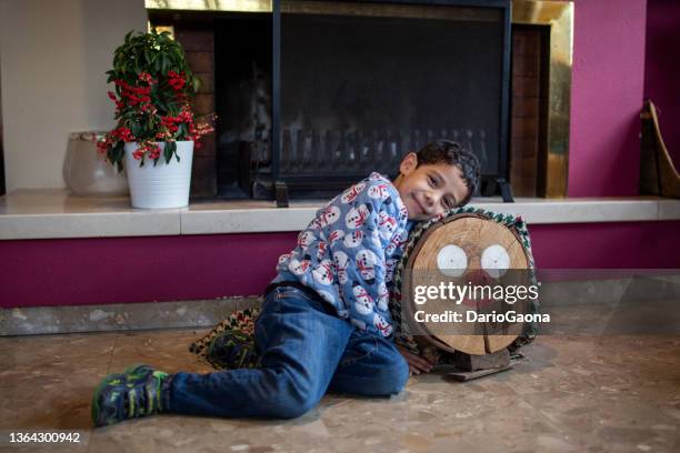 christmas celebration, tió de nadal - december 6 stock pictures, royalty-free photos & images