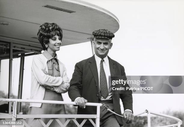 Louis de Funès et Andréa Parisy lors du tournage du film 'Le petit baigneur' le 31 octobre 1967