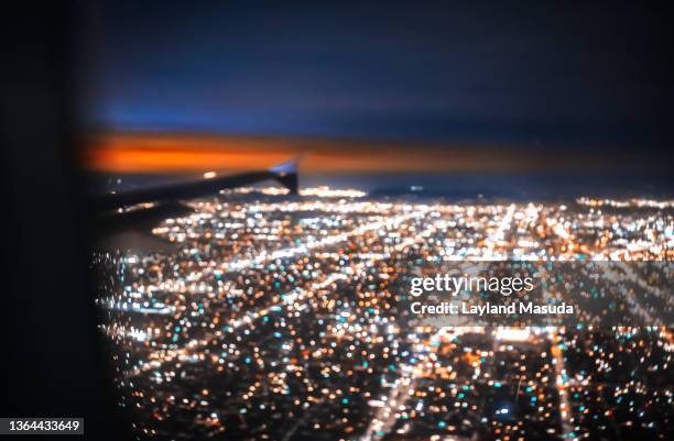 airport approach at night - airplane lights stock pictures, royalty-free photos & images