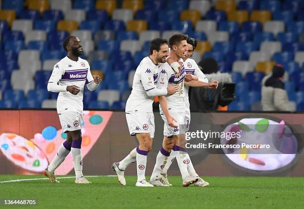 Krzysztof Piatek of ACF Fiorentina celebrates after scoring his side's fourth goal during the Coppa Italia match between SSC Napoli and ACF...