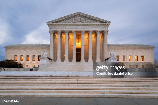 steps to the united states supreme court, washington dc, america - courthouse exterior stock pictures, royalty-free photos & images