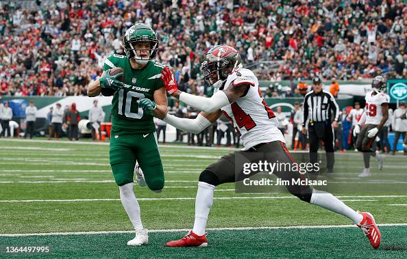 Tampa Bay Buccaneers v New York Jets Tampa Bay Buccaneers v New York Jets