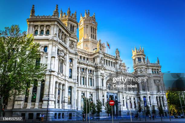 palacio de comunicaciones - plaza de cibeles - madrid spain - plaza de cibeles bildbanksfoton och bilder