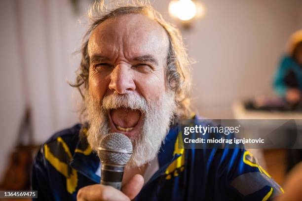 253 Senior Rapping Stock Photos, High-Res Pictures, and Images - Getty ...