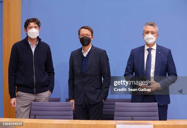 Charite Hospital Institute for Virology Director Christian Drosten, Federal Health Minister Karl Lauterbach and Robert Koch Institute President...