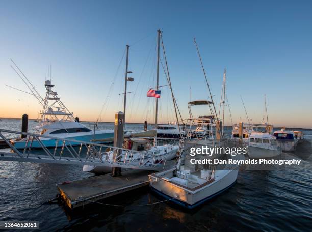 travel to  florida, usa - shrimp boat stockfoto's en -beelden