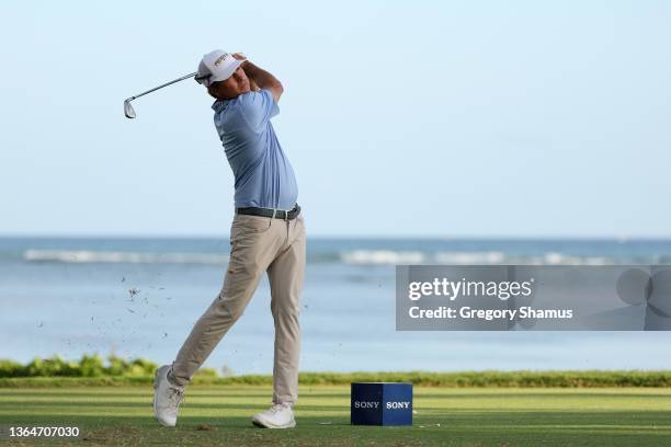 Kevin Kisner of the United States plays his shot from the 17th tee during the second round of the Sony Open in Hawaii at Waialae Country Club on...