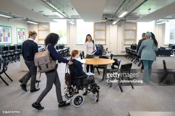socially inclusive secondary school work environment - secondary school london stock pictures, royalty-free photos & images
