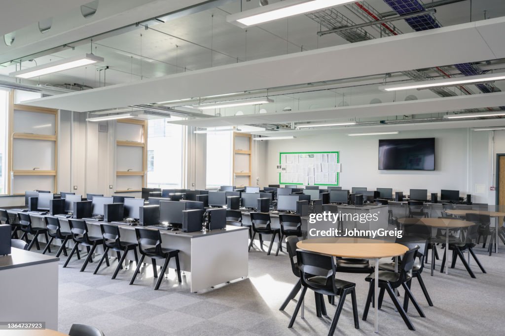 Schulcomputerraum und kollaborativer Arbeitsraum