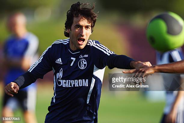 Raul exercises during a training session of Schalke 04 at the ASPIRE Academy for Sports Excellence on January 6, 2012 in Doha, Qatar.