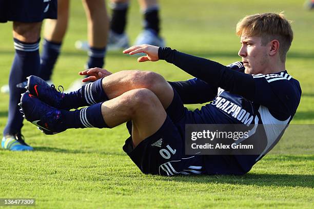 Lewis Holtby exercises during a training session of Schalke 04 at the ASPIRE Academy for Sports Excellence on January 6, 2012 in Doha, Qatar.