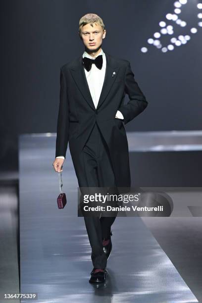 Model walks the runway at the Fendi fashion show during the Milan Men's Fashion Week - Fall/Winter 2022/2023 on January 15, 2022 in Milan, Italy.