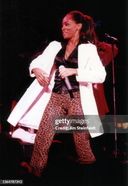Jody Watley performs at the House of Blues in Los Angeles, California on February 23, 1996.