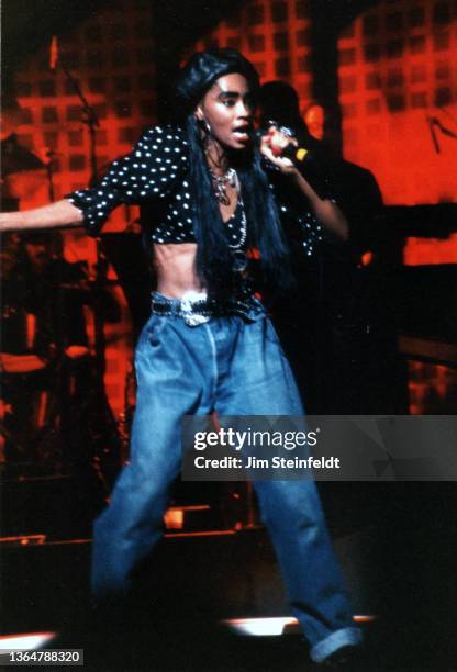 Jody Watley performs at the Orpheum Theatre in Minneapolis, Minnesota in 1989.