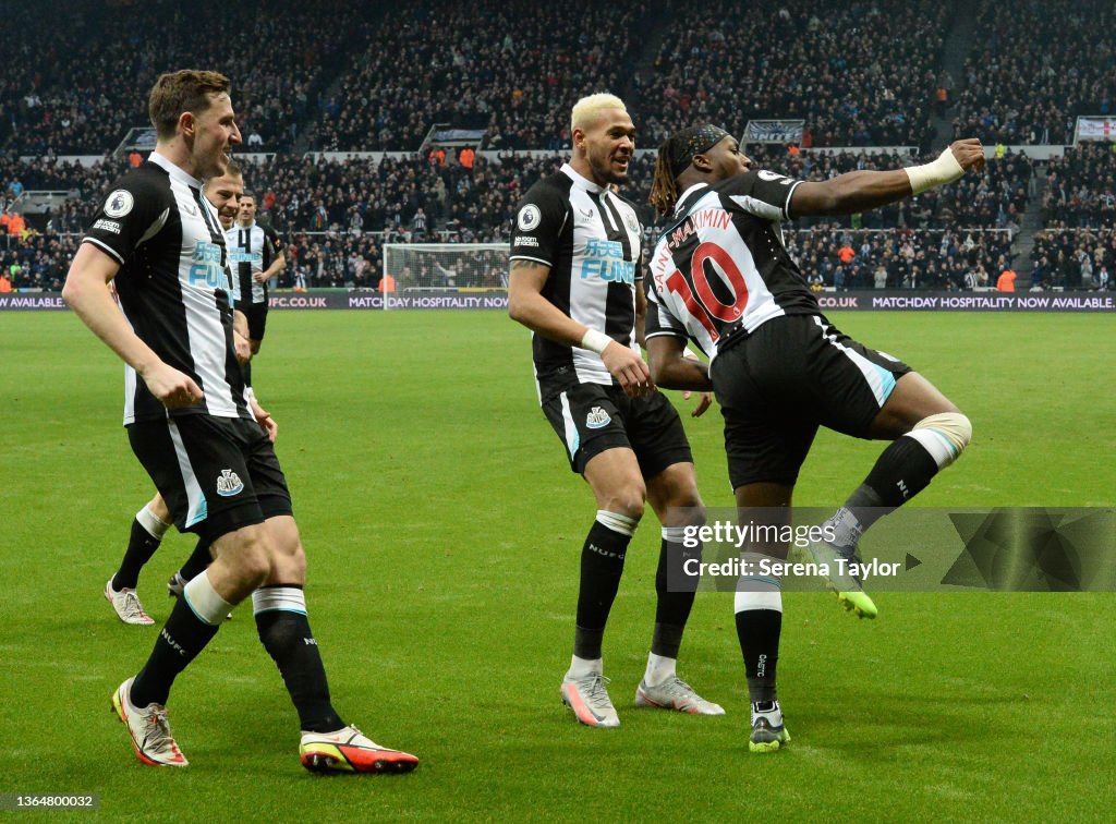 Newcastle United v Watford - Premier League